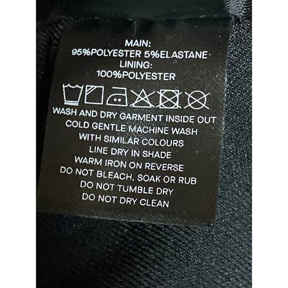 Tiger Mist Women's Black Sleeveless V-neck Button Crop Tuxedo Blazer Vest Top M - Picture 5 of 5